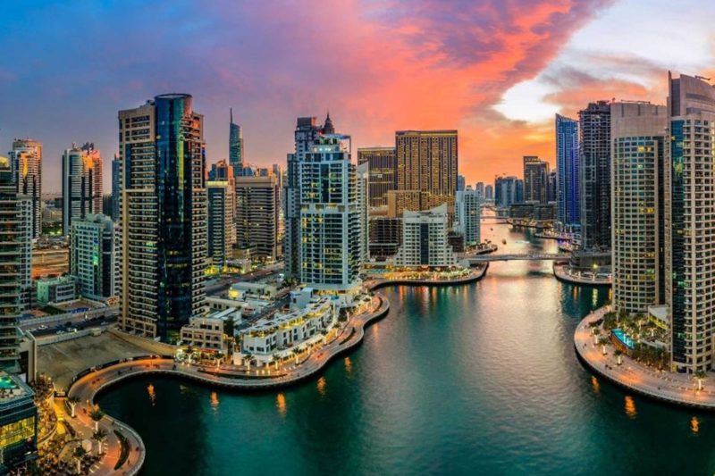 Classic Dubai multilingual city tour