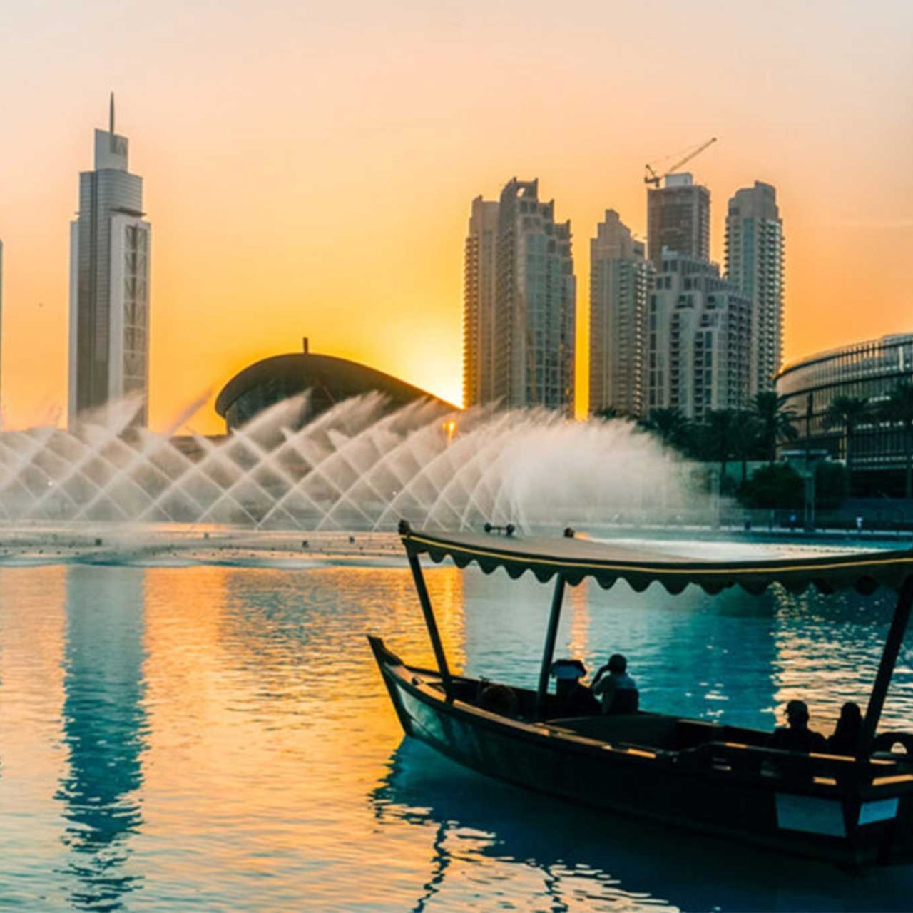 Dubai Fountain Show and Lake Ride