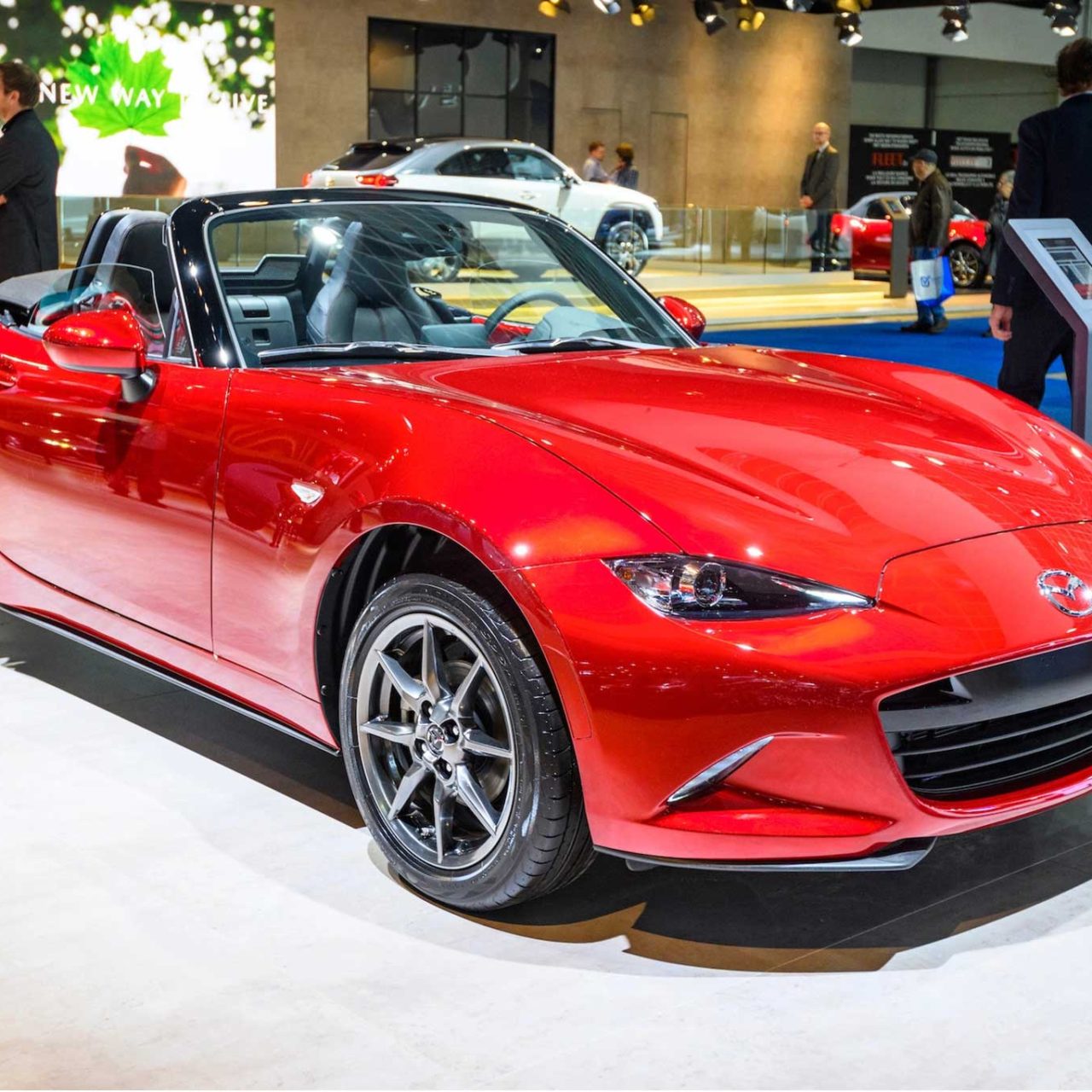 Dubai City Tour in Miata MX5