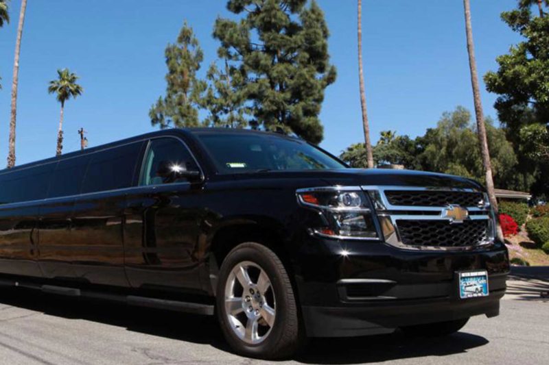 Suburban Limousine ride Dubai