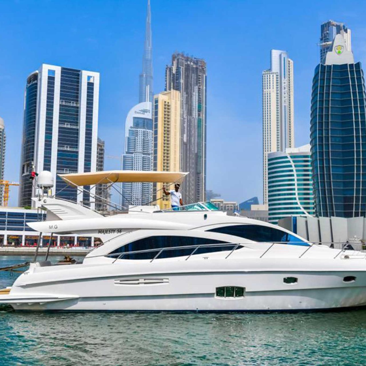 Luxury yacht rental Dubai