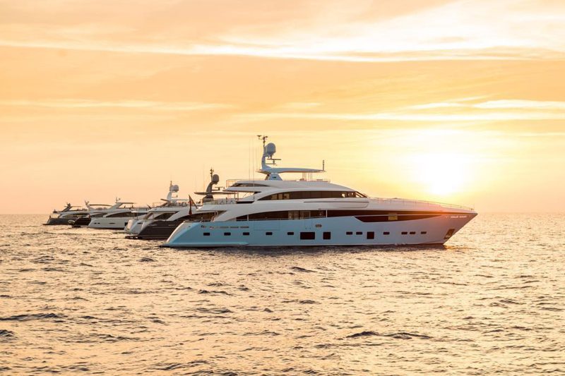 Santorini organised boat tour - APHRODITE LUXURY SUNSET TOUR