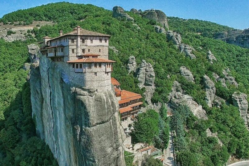 2 Full days Delphi tour