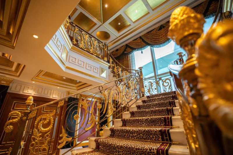 Guided Inside Burj Al Arab Tour